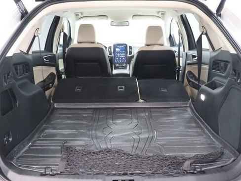 Used 2022 Ford Edge Titanium w/ Cargo Accessory Package AWD/4WD image 35