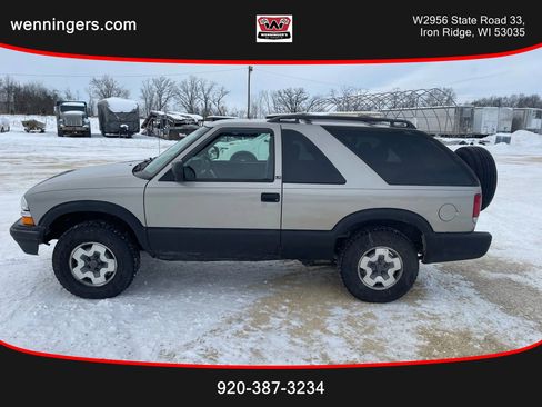 Used 2001 Chevrolet Blazer LS w/ Preferred Equipment Group image 1