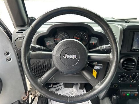 Used 2009 Jeep Wrangler Unlimited X AWD/4WD image 29