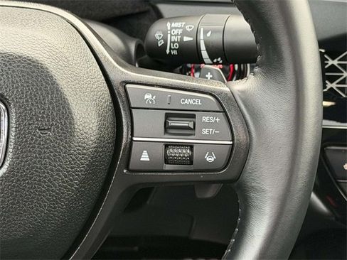 Used 2025 Honda Accord Sport image 17