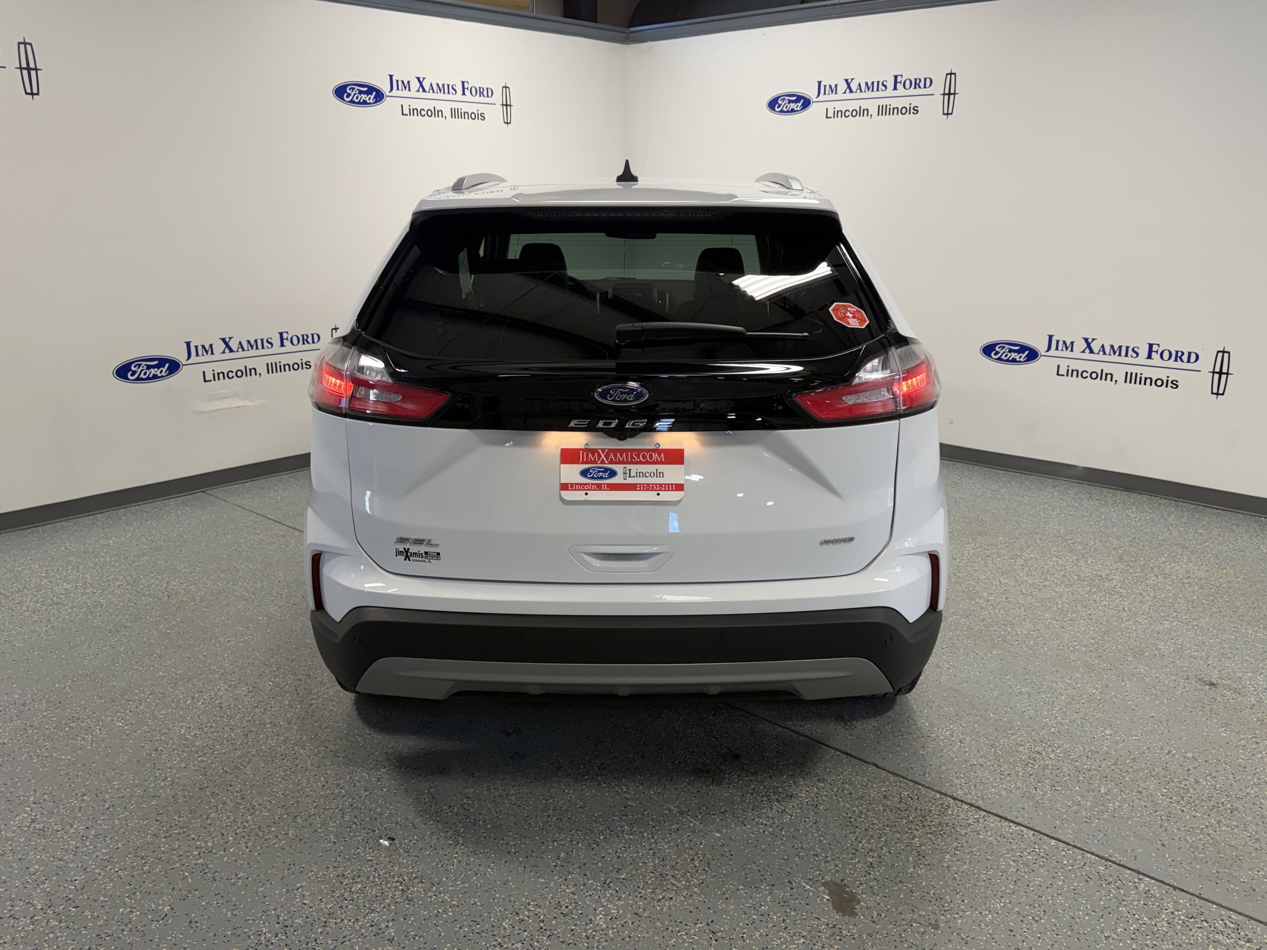 Used 2024 Ford Edge SEL w/ Convenience Package AWD/4WD image 32