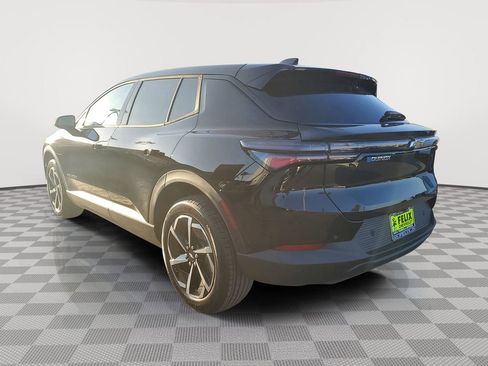 New 2026 Chevrolet Equinox EV LT image 4