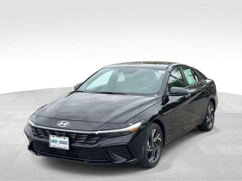 New 2026 Hyundai Elantra Limited w/ Cargo Package FWD image 2