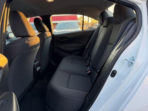 Used 2025 Toyota Corolla LE image 23