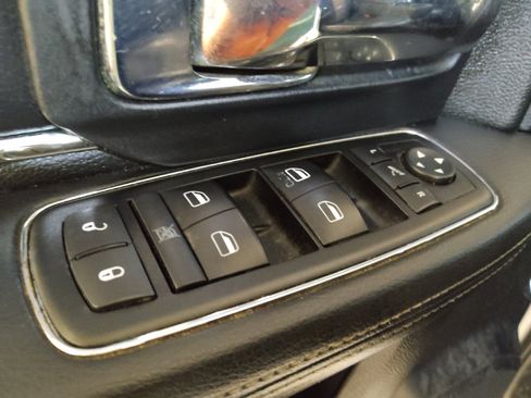 Used 2015 RAM 2500 Laramie w/ Snow Chief Group AWD/4WD image 27