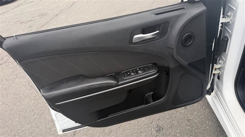 Used 2020 Dodge Charger Scat Pack RWD image 27