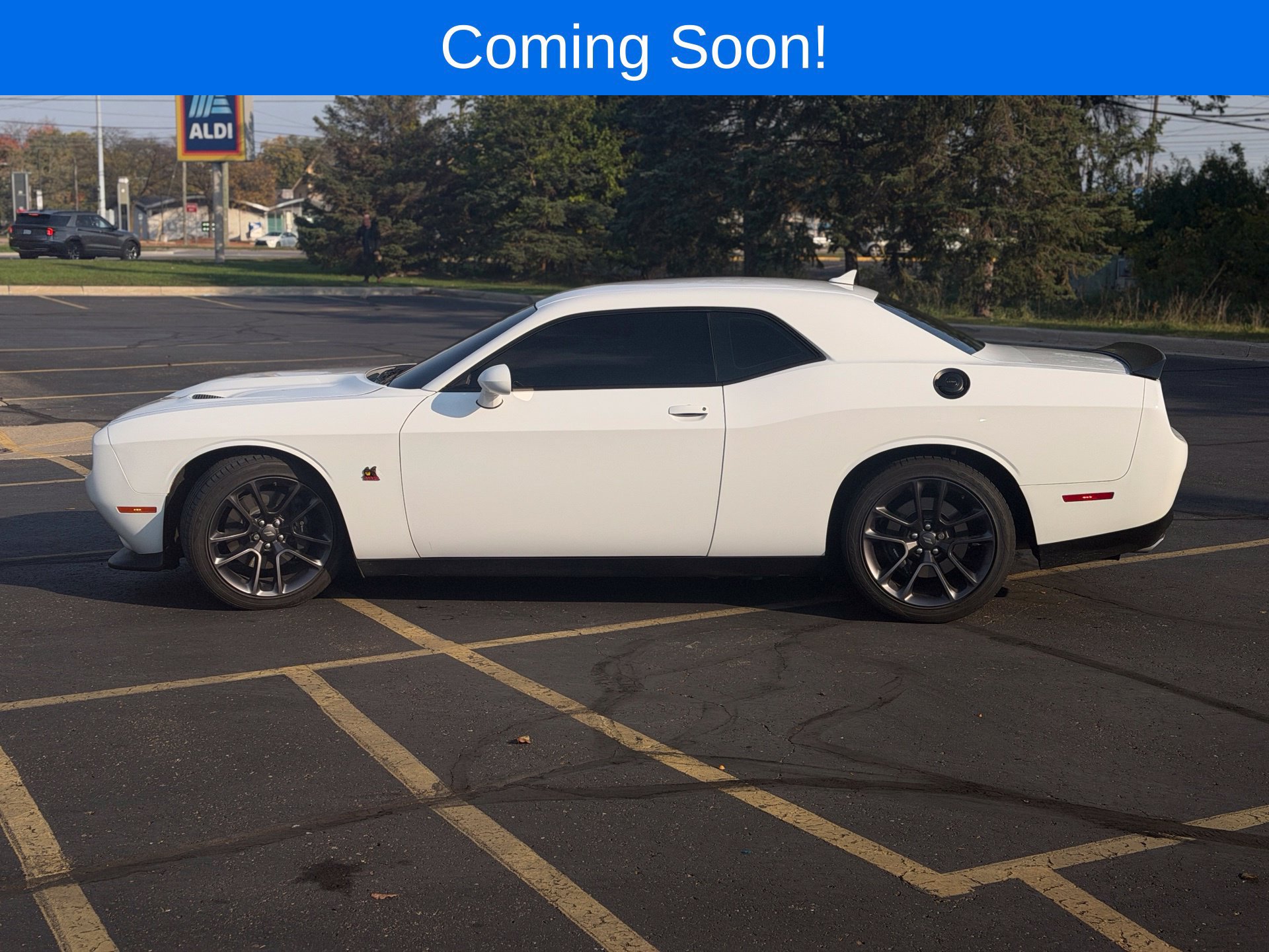 Used 2023 Dodge Challenger R/T Scat Pack RWD image 8