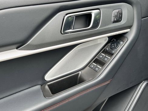 New 2026 Ford Explorer ST AWD/4WD image 15