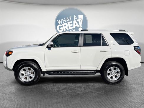 Certified 2023 Toyota 4Runner SR5 image 7