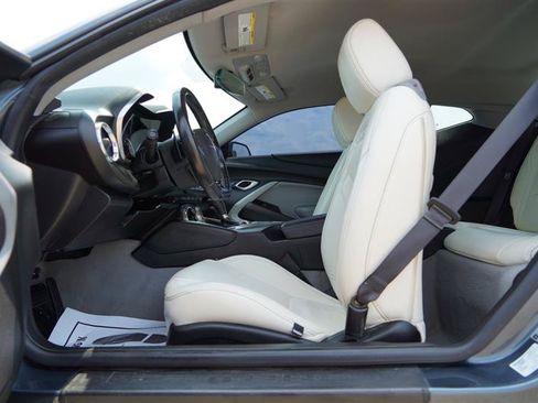 Used 2019 Chevrolet Camaro LT RWD image 38