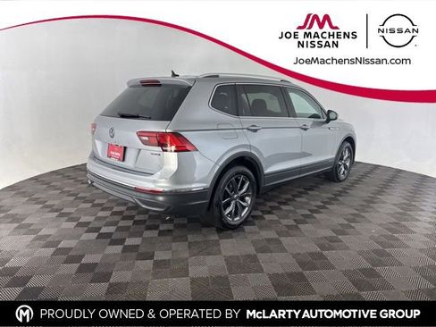 Used 2023 Volkswagen Tiguan SE AWD/4WD image 5