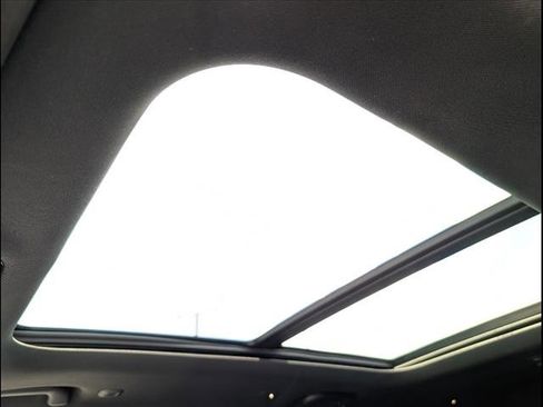 Used 2023 Jeep Grand Cherokee L Overland w/ Advanced Protech Group III image 6