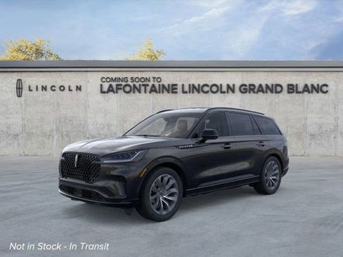 New 2026 Lincoln Aviator AWD w/ Jet Appearance Package image 1
