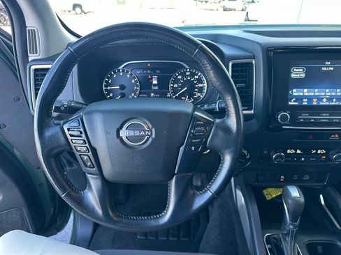 Used 2022 Nissan Frontier SV w/ Technology Package AWD/4WD image 13
