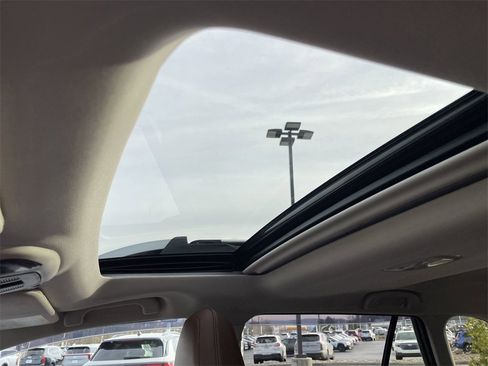 Certified 2023 Subaru Outback Touring XT image 10