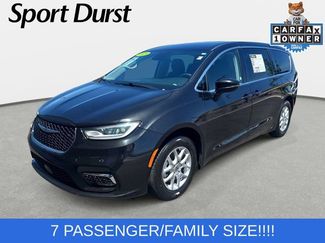 Used 2023 Chrysler Pacifica Touring-L FWD video 1