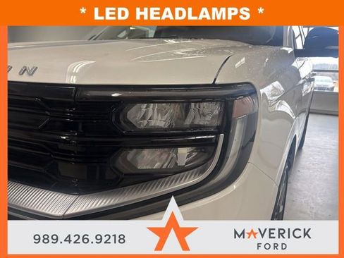 Used 2025 Ford Expedition Max Platinum w/ Platinum Ultimate Package AWD/4WD image 47