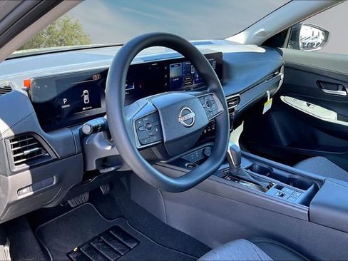 New 2027 Nissan Sentra SV FWD image 7