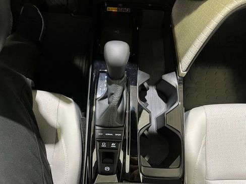 Certified 2025 Toyota Camry XLE image 20