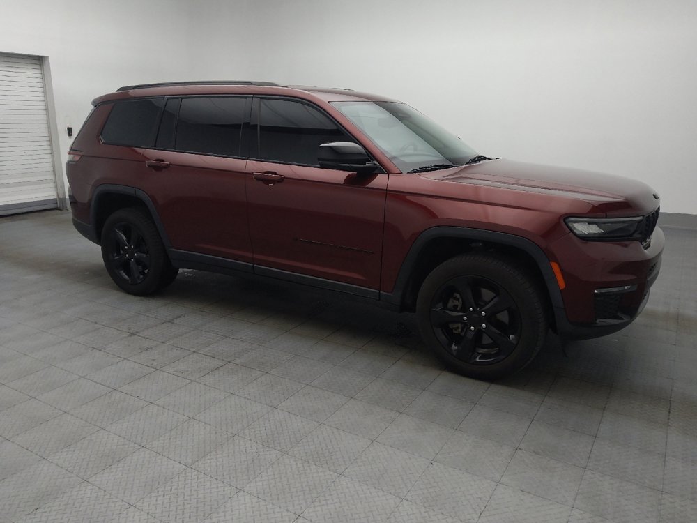 Used 2023 Jeep Grand Cherokee L Limited w/ Black Appearance Package RWD image 11