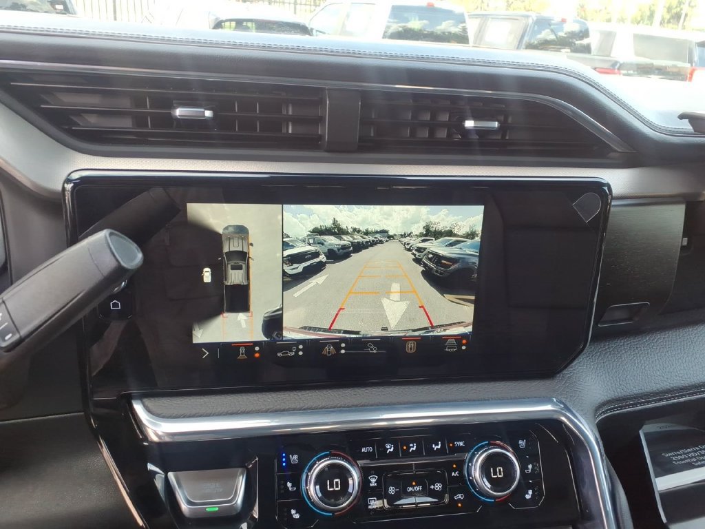 Used 2025 GMC Sierra 2500 Denali w/ Max Trailering Package AWD/4WD image 32