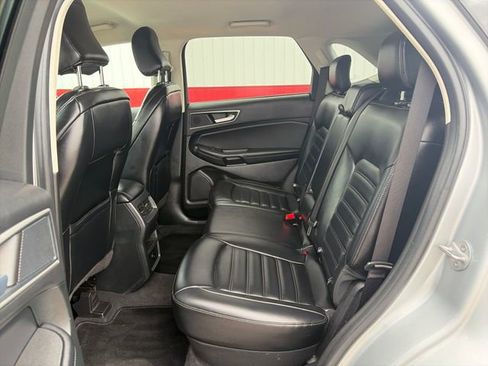 Used 2023 Ford Edge SEL AWD/4WD image 38