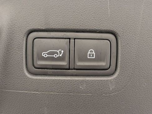 Used 2025 Hyundai Santa Fe XRT image 31