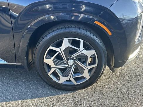 Used 2021 Hyundai Palisade Calligraphy w/ Winter Package image 16