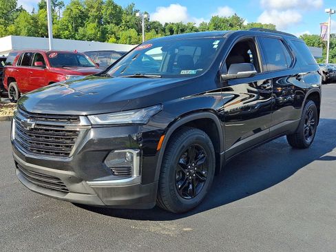 Used 2023 Chevrolet Traverse LT w/ Midnight/Sport Edition AWD/4WD image 3