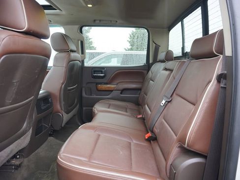 Used 2015 Chevrolet Silverado 1500 High Country AWD/4WD image 4