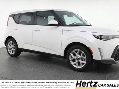 Used 2025 Kia Soul LX w/ LX Technology Package