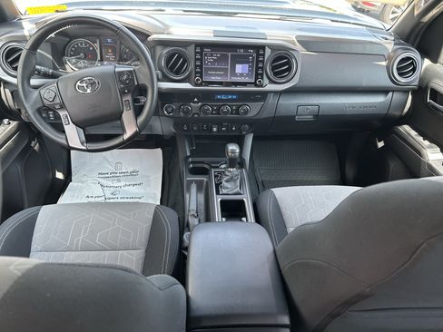 Certified 2023 Toyota Tacoma TRD Sport w/ Technology Package AWD/4WD image 19