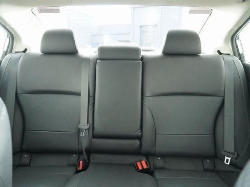 Used 2018 Subaru Legacy 2.5i Limited image 31