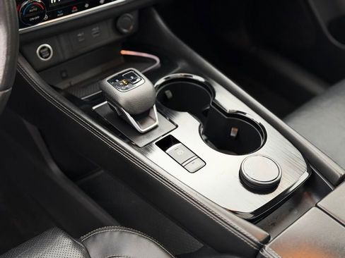 Used 2021 Nissan Rogue Platinum image 17