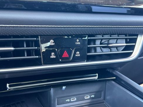 New 2026 Volkswagen Atlas SE image 27