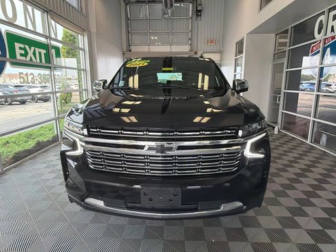 Used 2021 Chevrolet Tahoe Premier w/ Premium Package AWD/4WD image 2