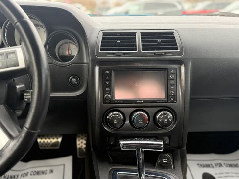 Used 2009 Dodge Challenger R/T image 23