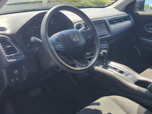 Used 2016 Honda HR-V EX image 9