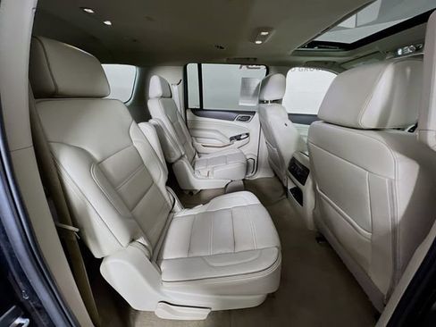 Used 2020 GMC Yukon XL Denali AWD/4WD image 45