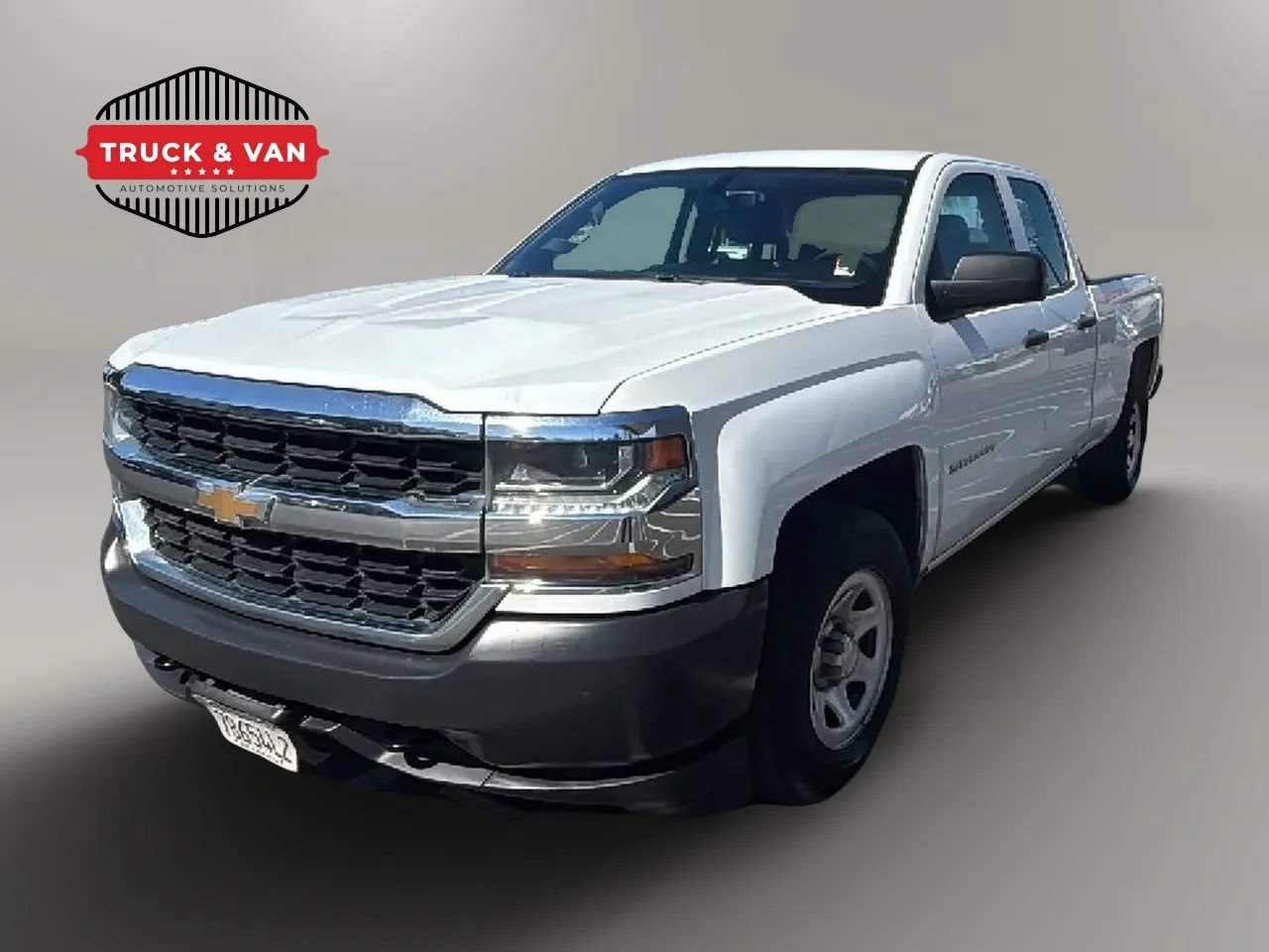 Used 2018 Chevrolet Silverado 1500 W/T w/ Trailering Package AWD/4WD image 1