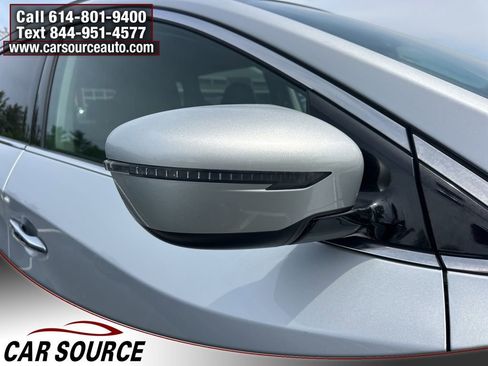 Used 2018 Nissan Murano SV AWD/4WD image 3