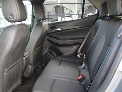 Used 2024 Buick Encore GX Sport Touring image 14