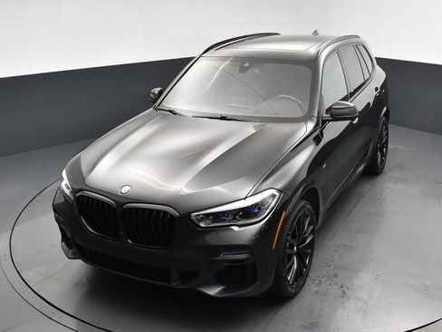 Used 2021 BMW X5 M50i AWD/4WD image 18