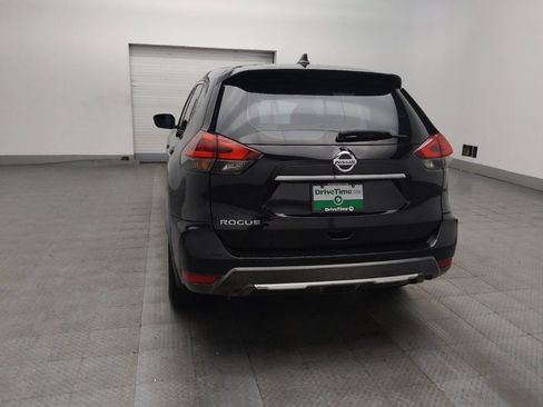 Used 2018 Nissan Rogue S FWD image 6