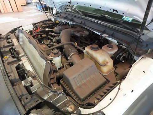 Used 2011 Ford F450 XL w/ Trailer Tow Pkg image 22