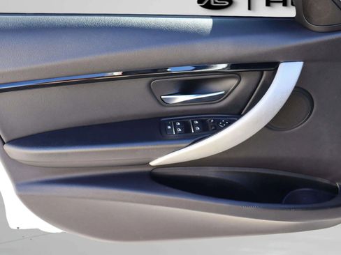 Used 2017 BMW 330i xDrive Sedan image 14