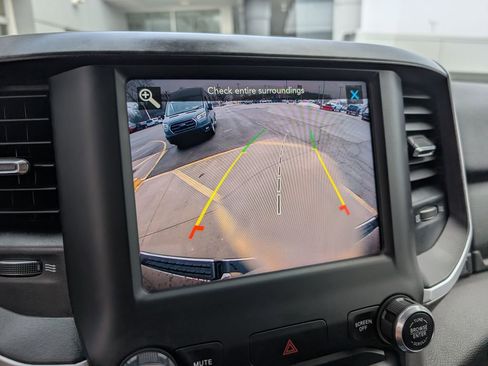 Used 2021 RAM 1500 Big Horn image 26