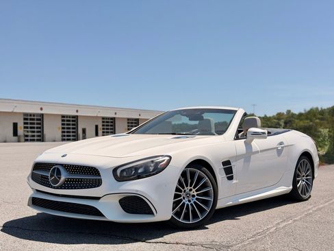 Used 2017 Mercedes-Benz SL 450 image 1