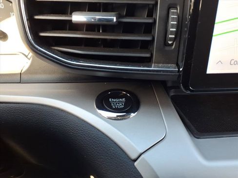 Certified 2023 Ford Explorer XLT w/ Equipment Group 202A image 25