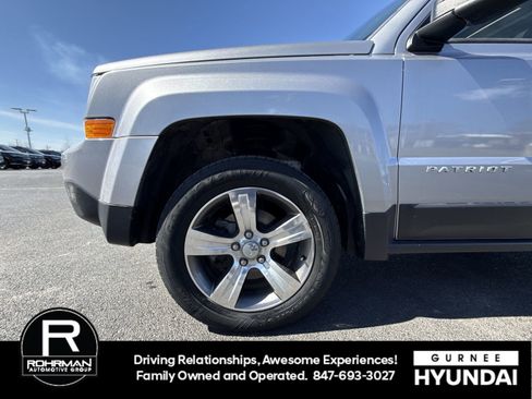 Used 2017 Jeep Patriot High Altitude image 9